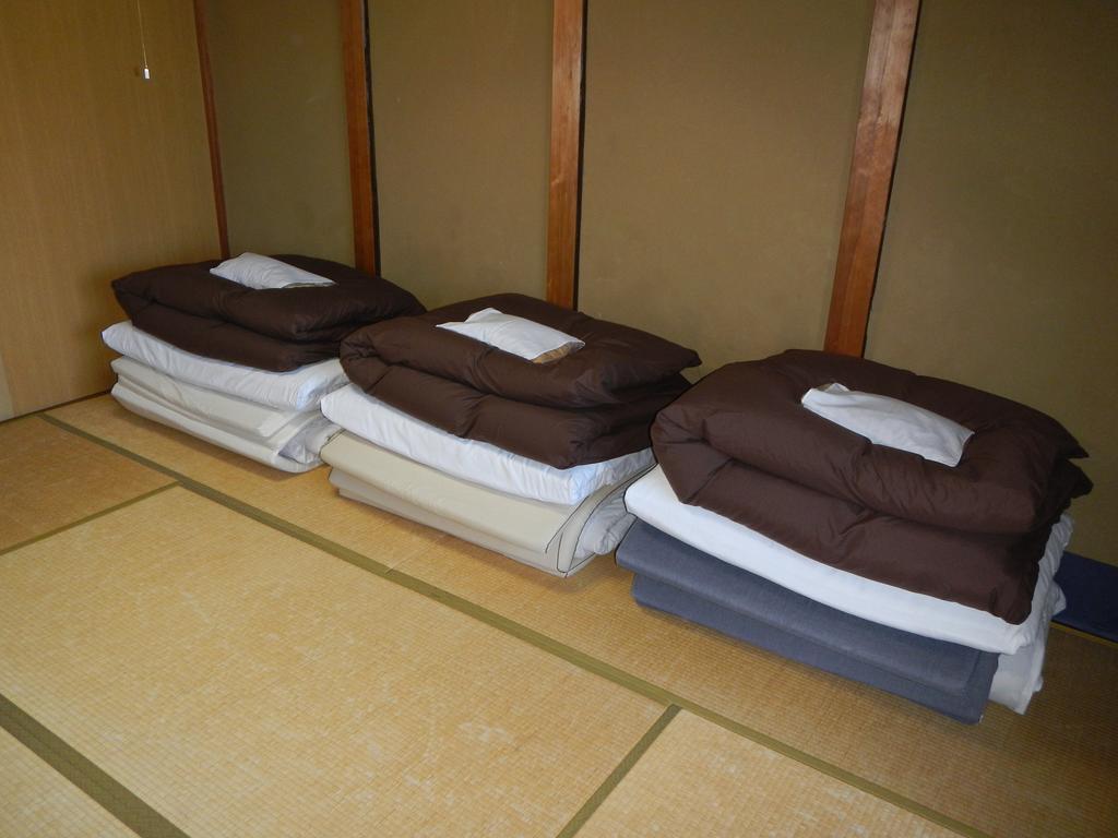 Guest Chita 招待所 *
